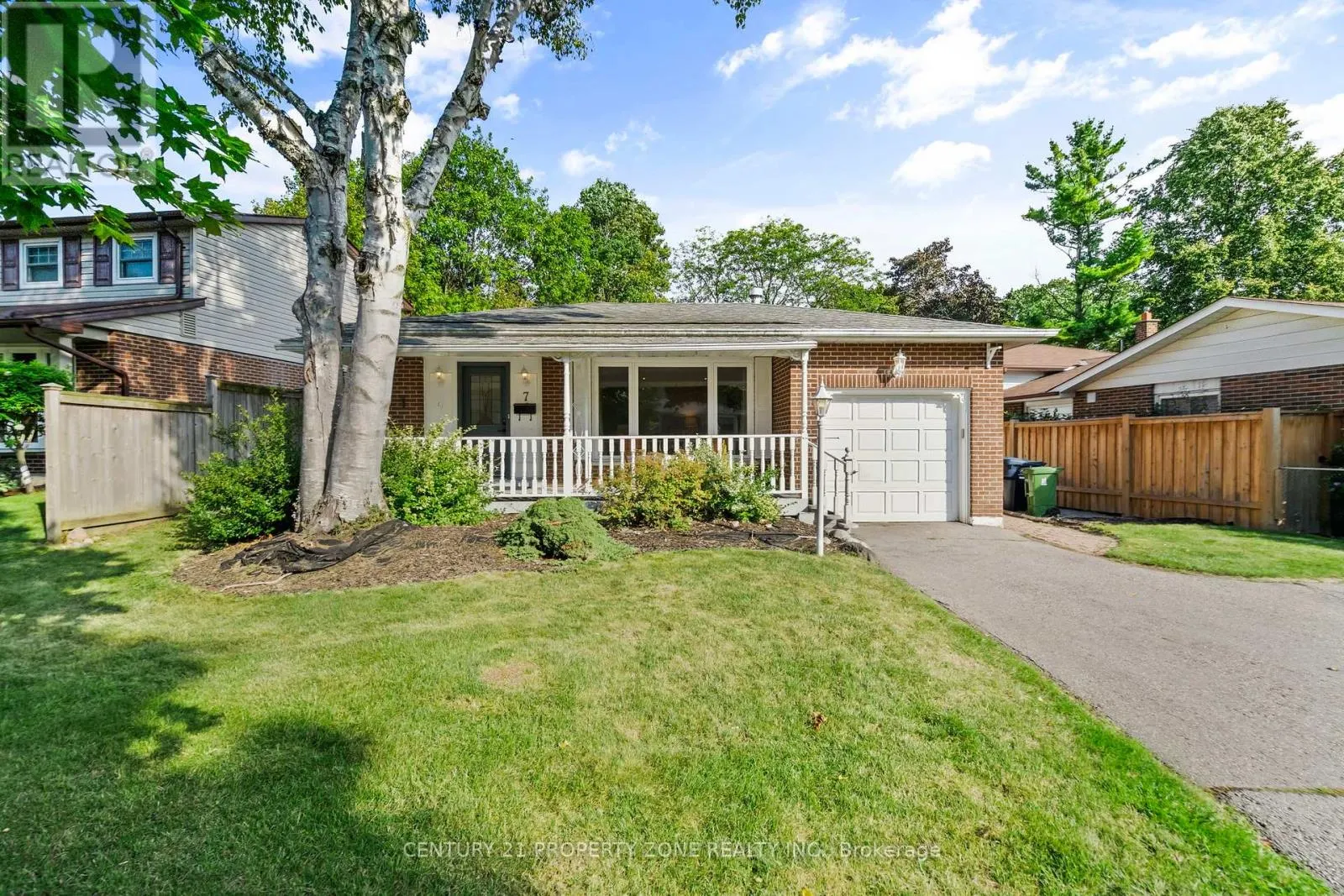 7 RODARICK DRIVE
