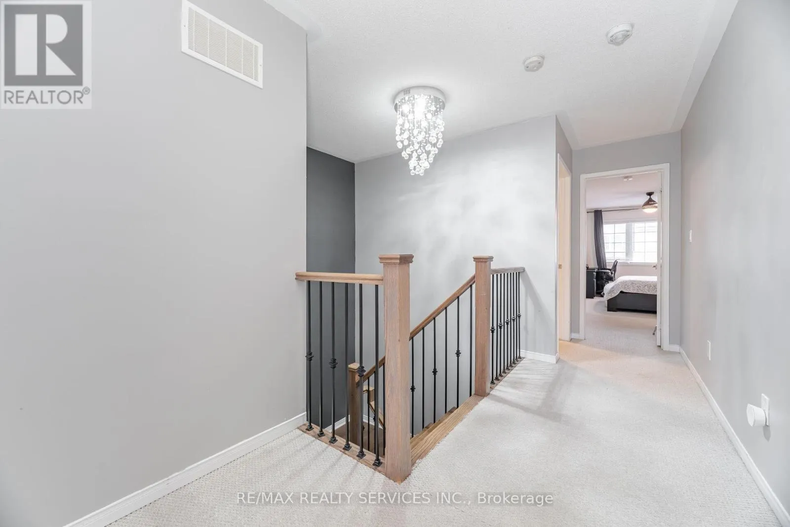 66 RIMROCK CRESCENT