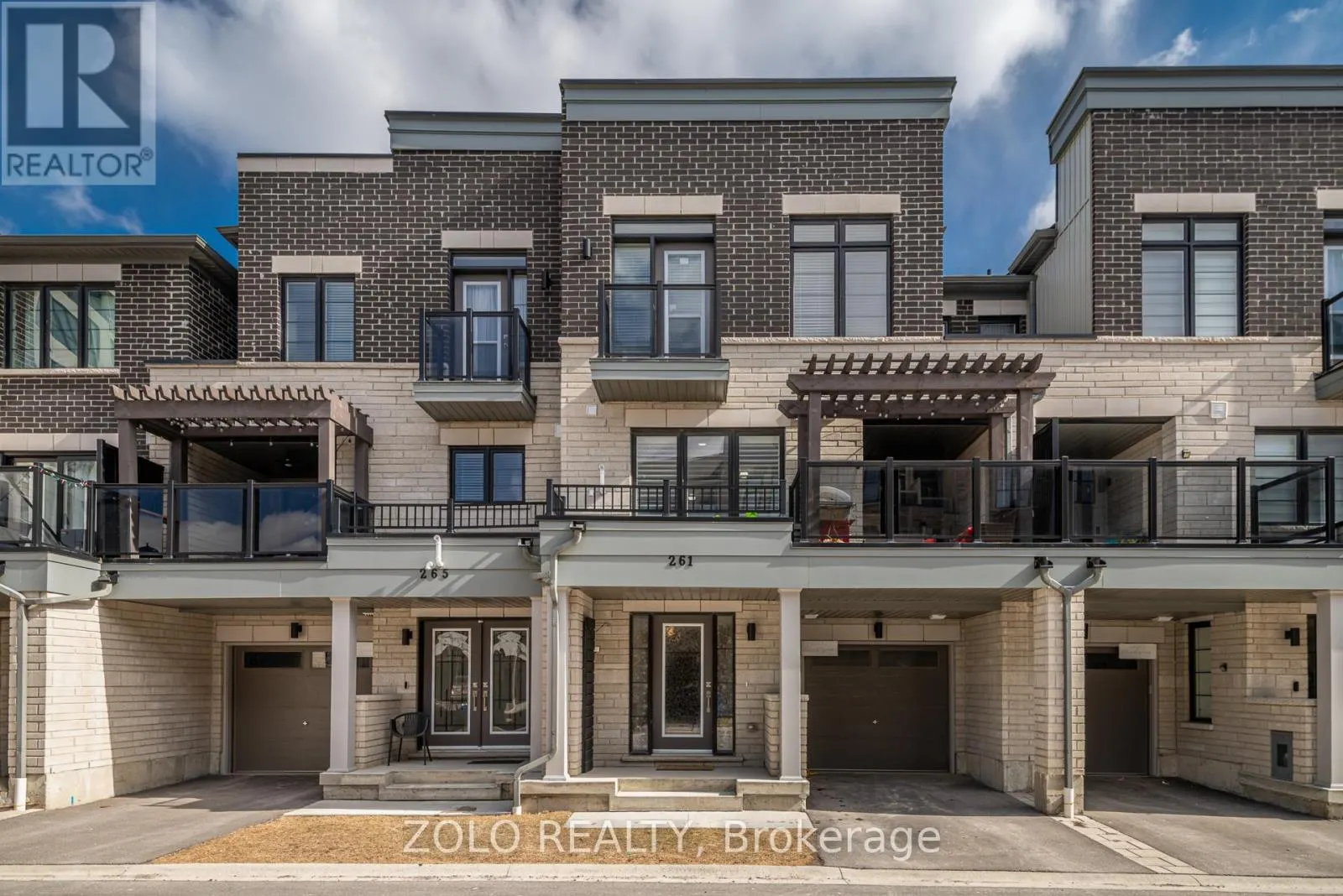 261 LORD ELGIN LANE