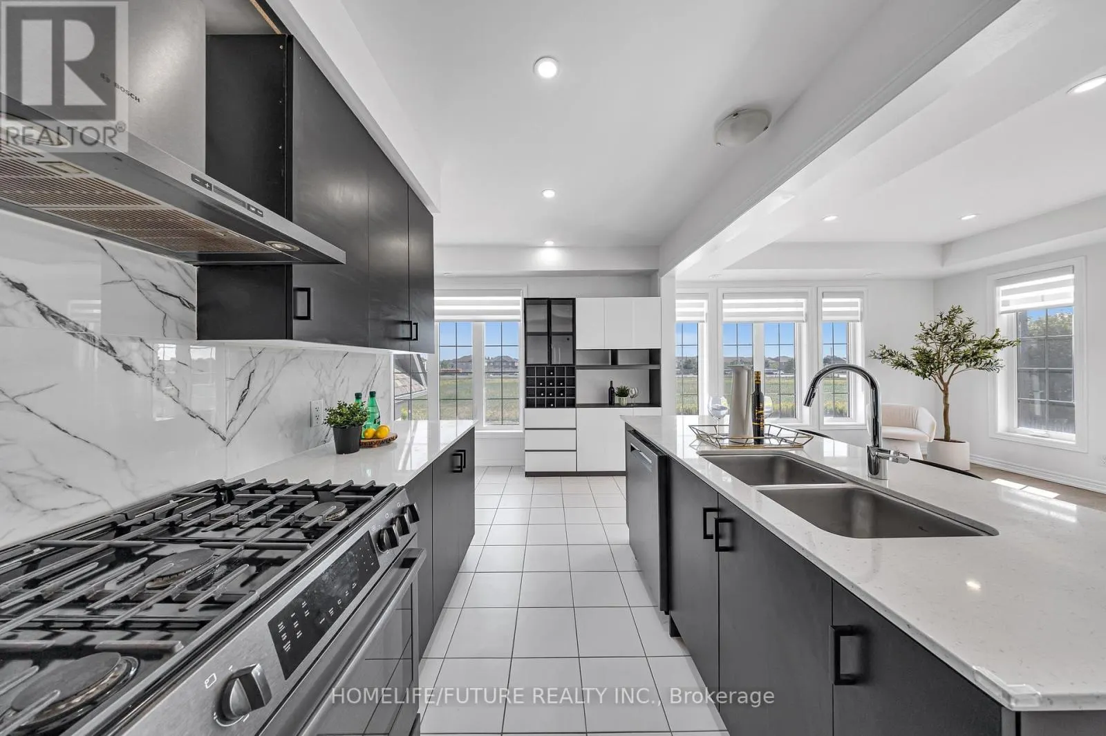 22 MORRISON CRESCENT