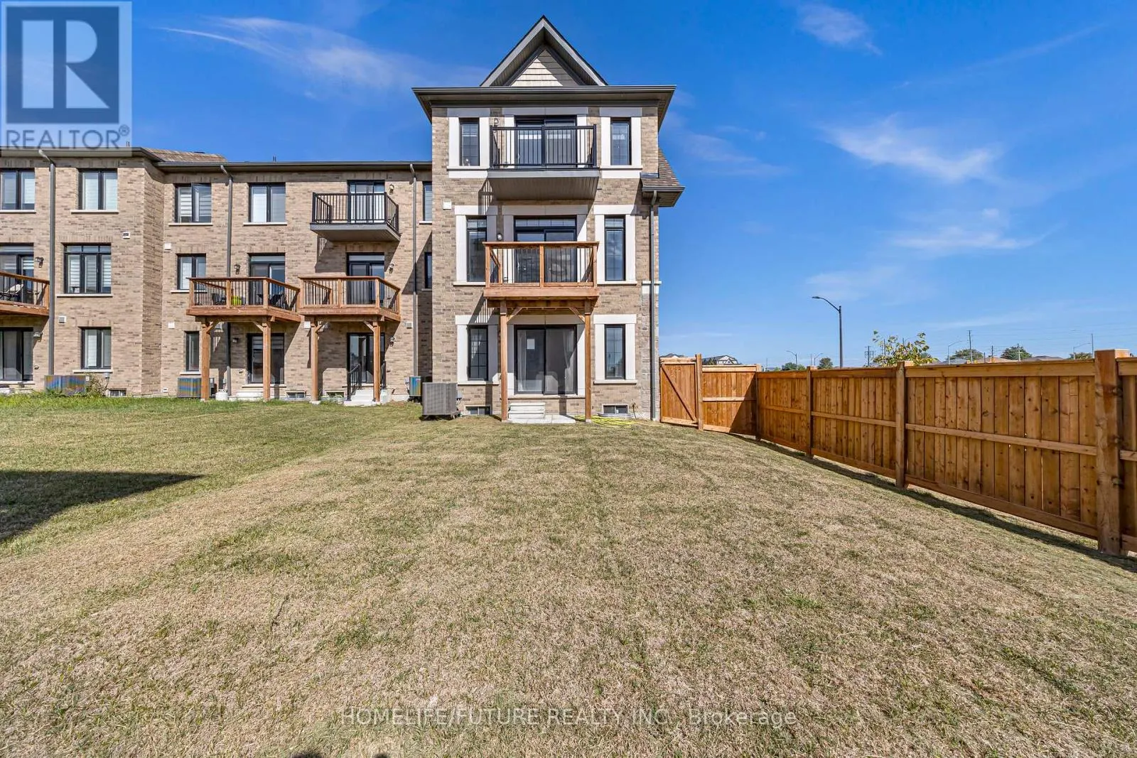 22 MORRISON CRESCENT