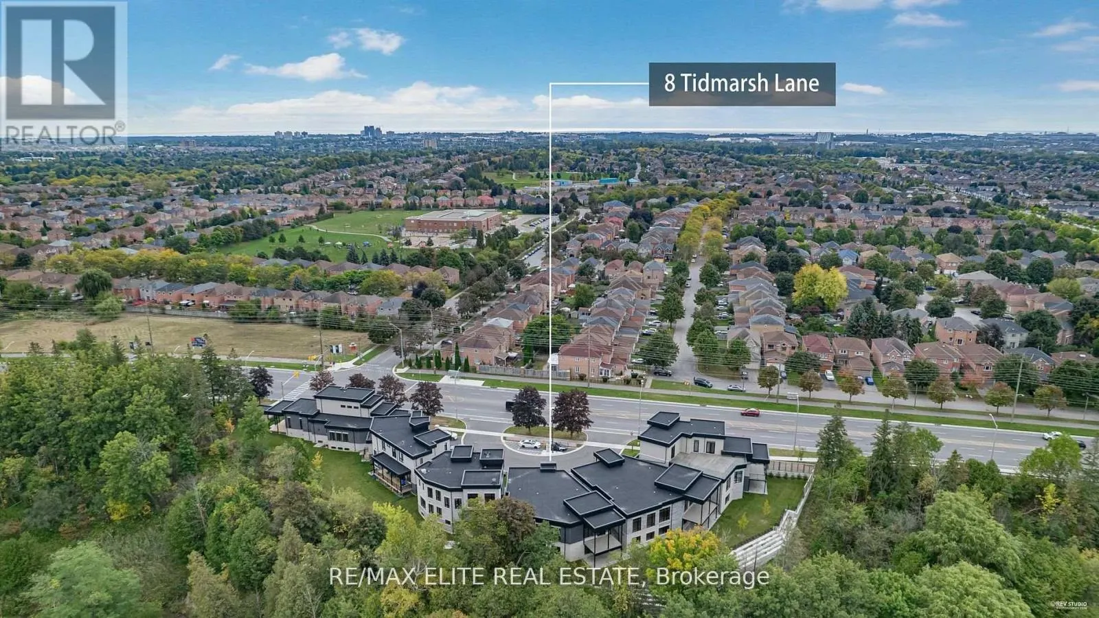 8 TIDMARSH LANE