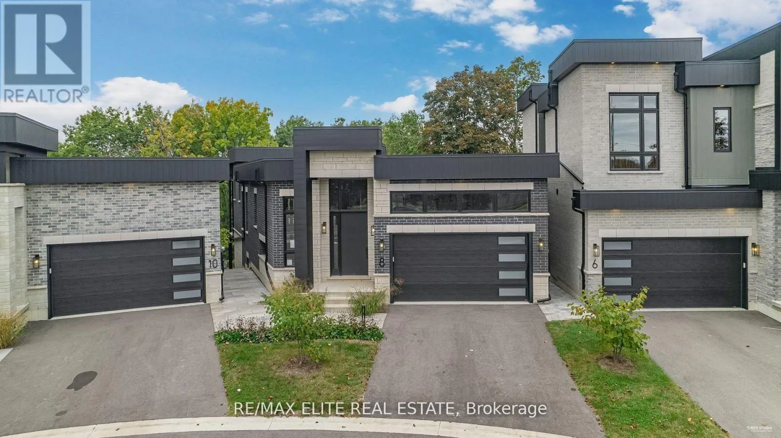 8 TIDMARSH LANE