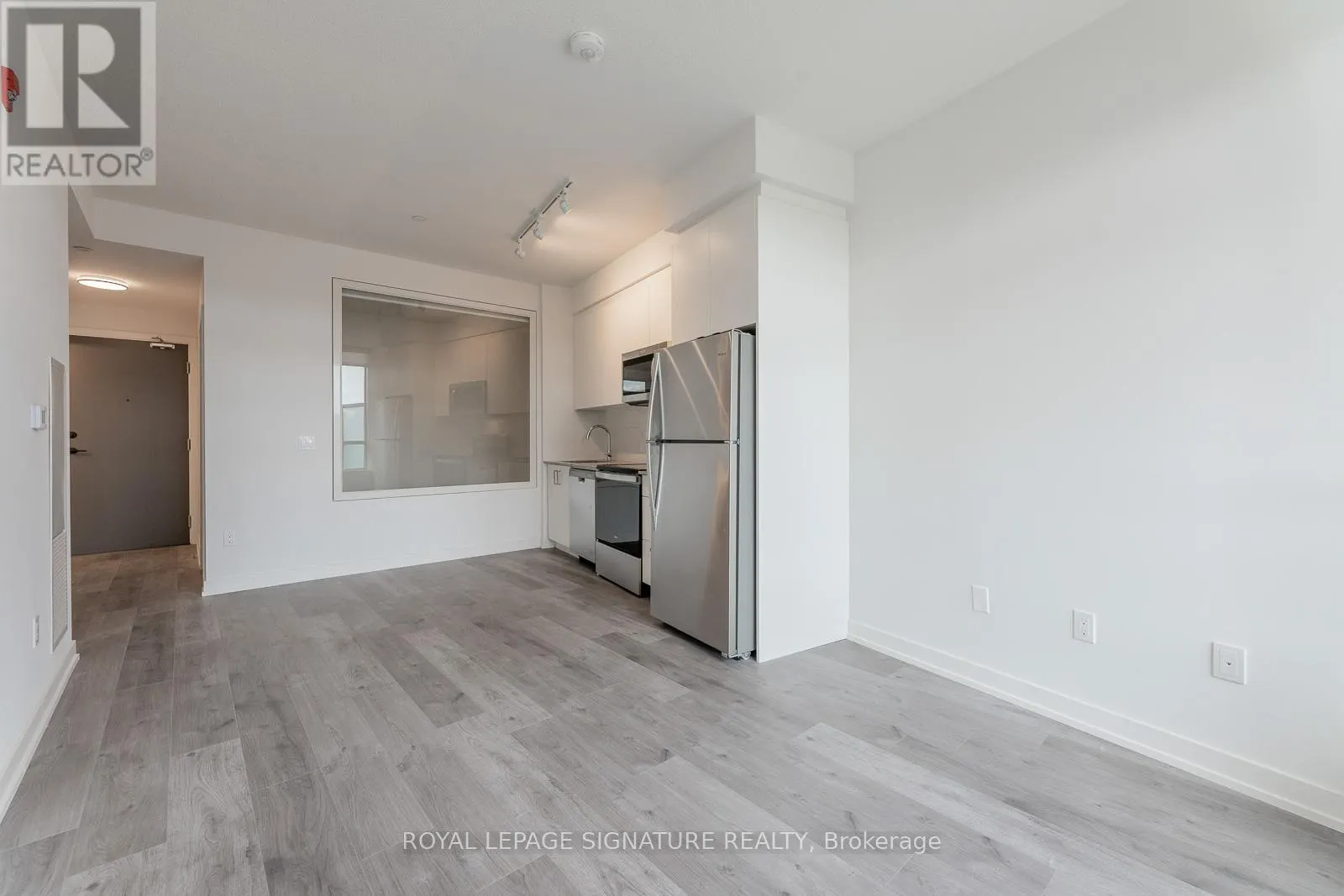 224 - 1010 DUNDAS STREET