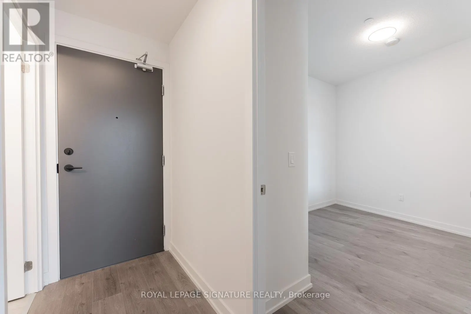 224 - 1010 DUNDAS STREET