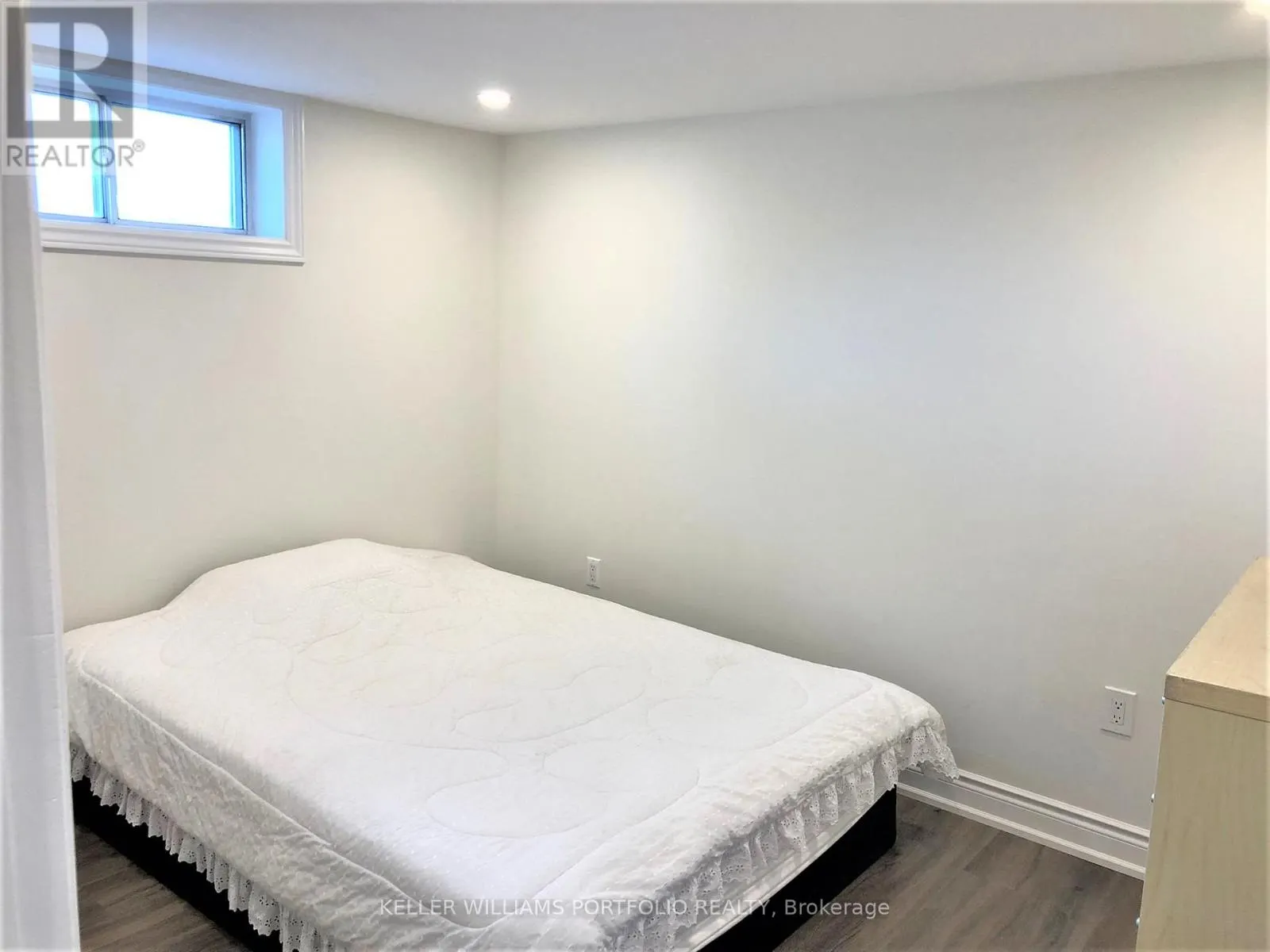 1 WINCREST DRIVE