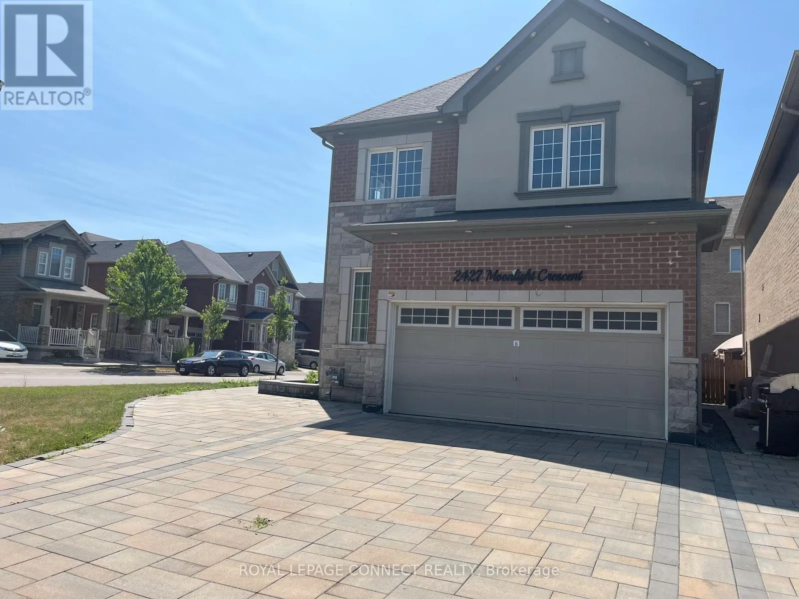 2427 MOONLIGHT CRESCENT