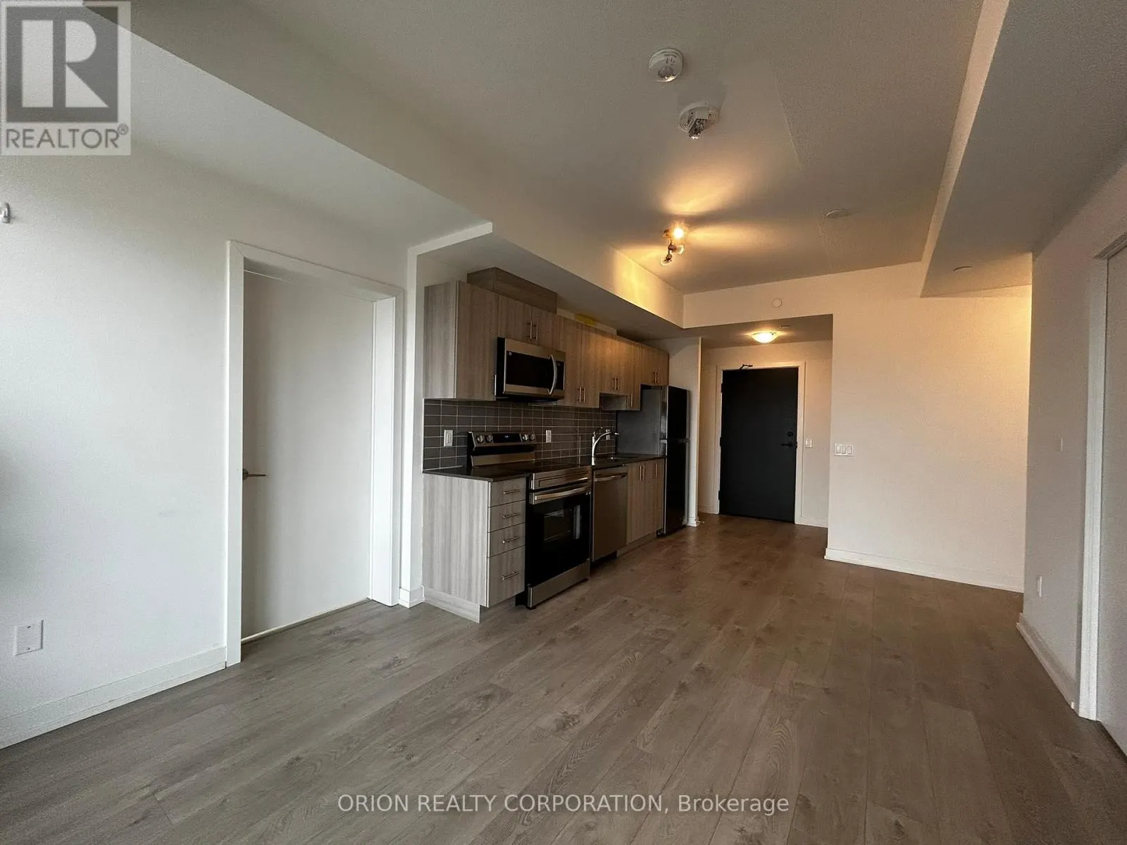 1513 - 1480 BAYLY STREET