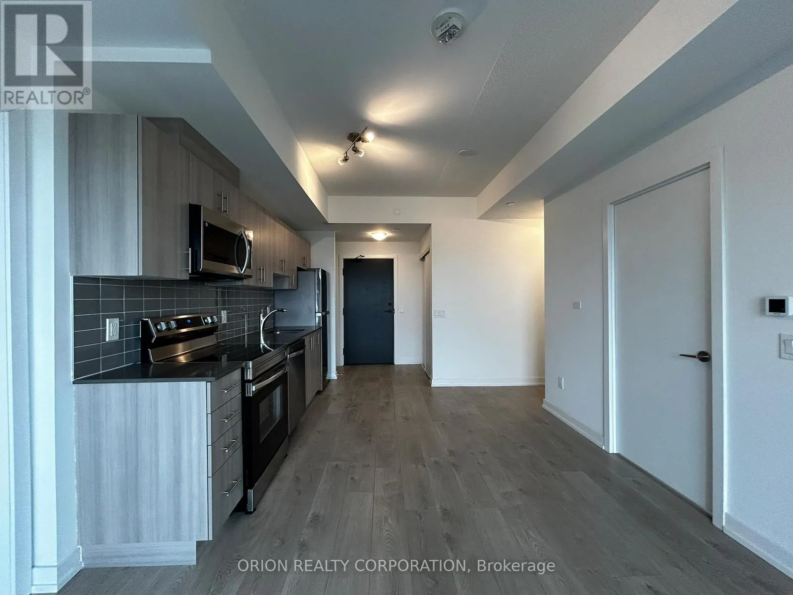 1513 - 1480 BAYLY STREET