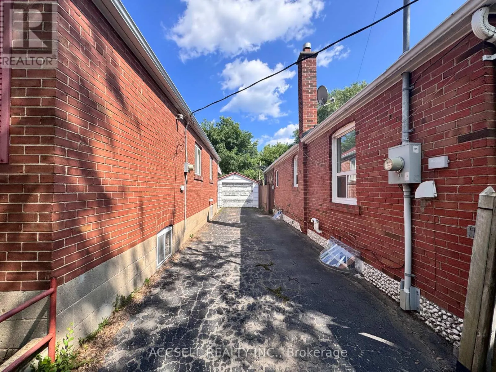 493 DAWES ROAD