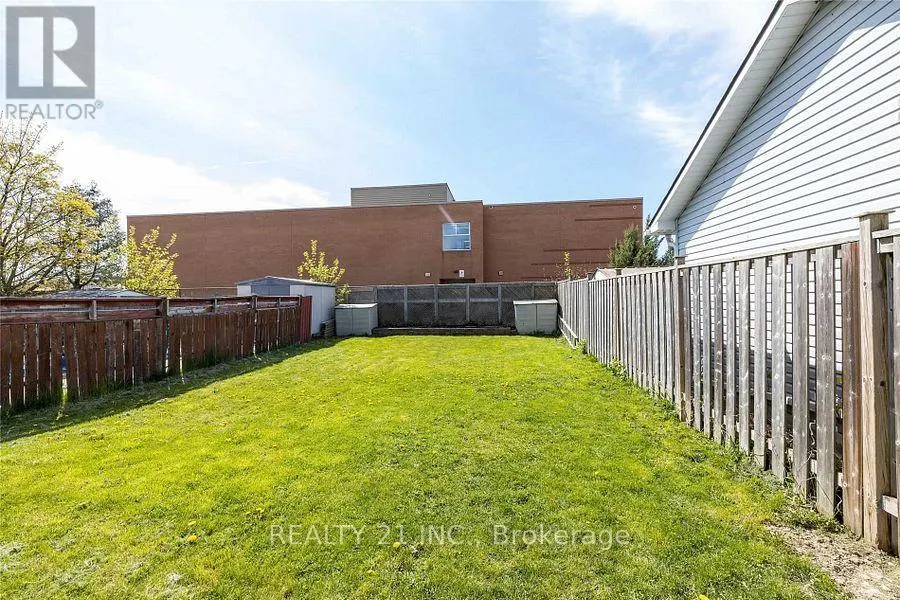 231 MEDINA COURT