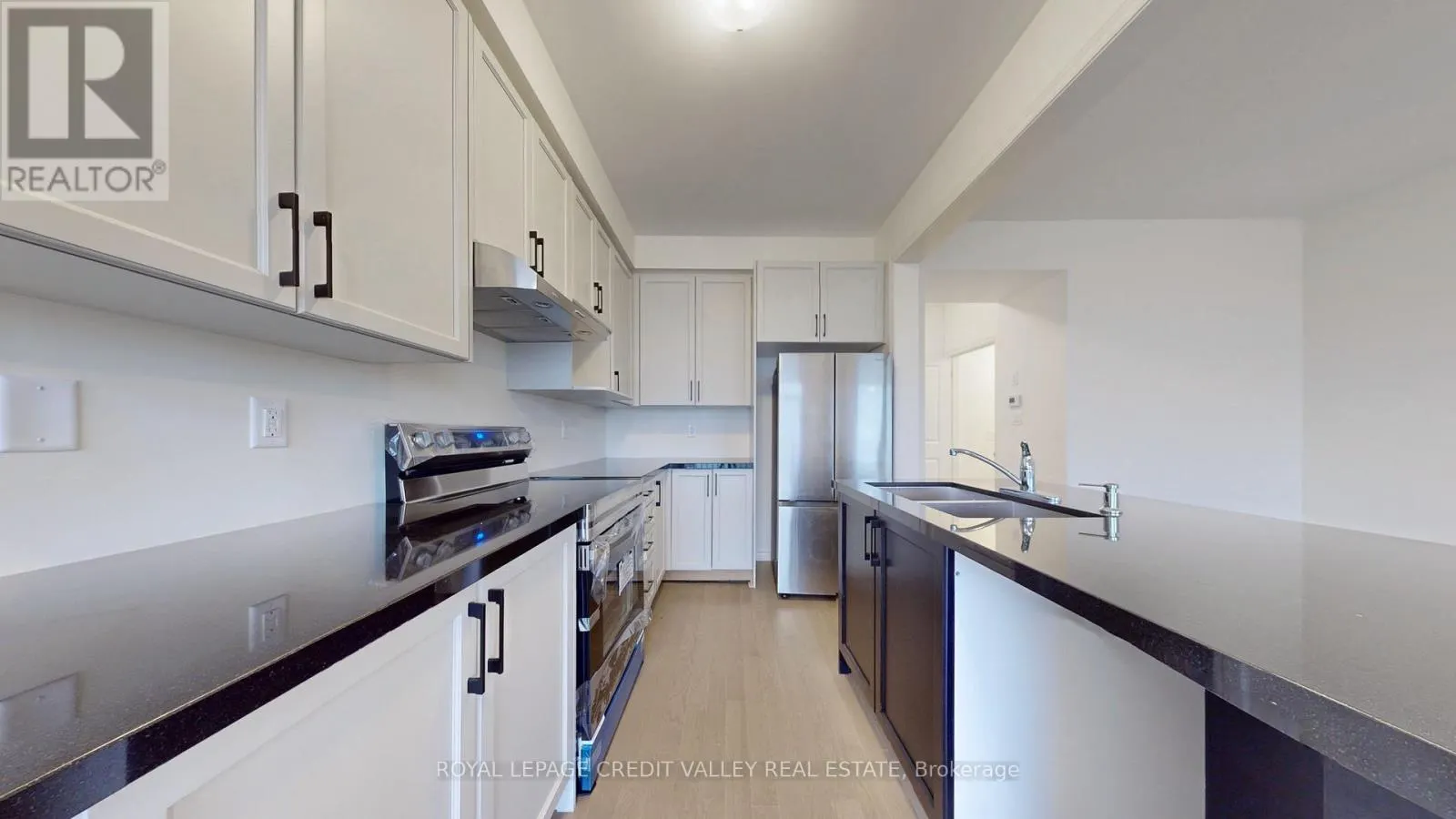 1221 REXTON DRIVE
