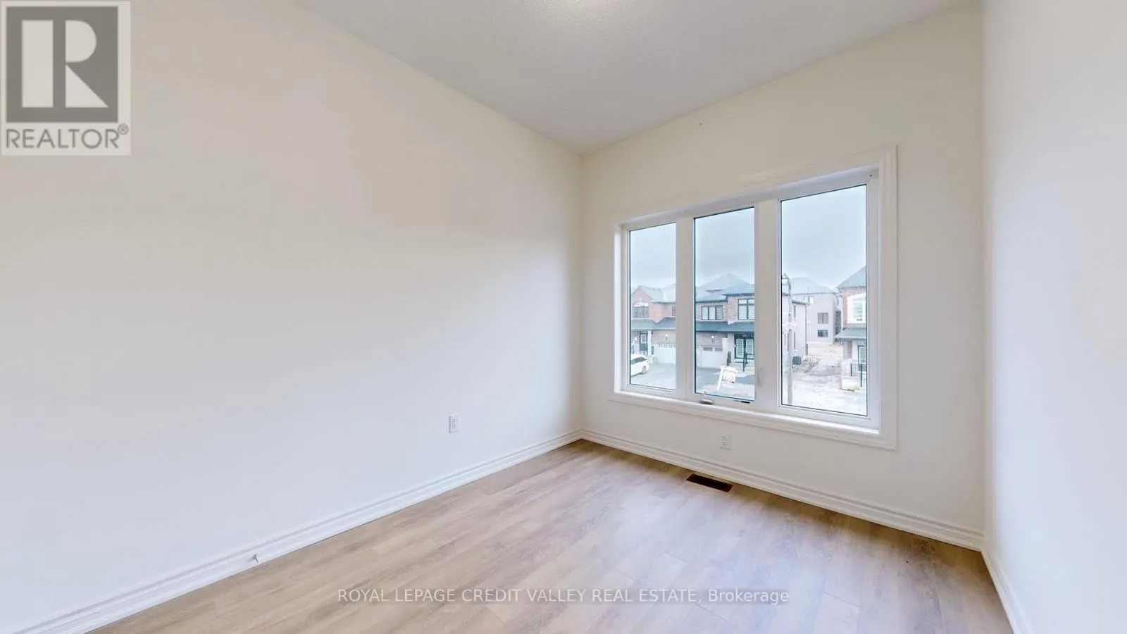 1221 REXTON DRIVE