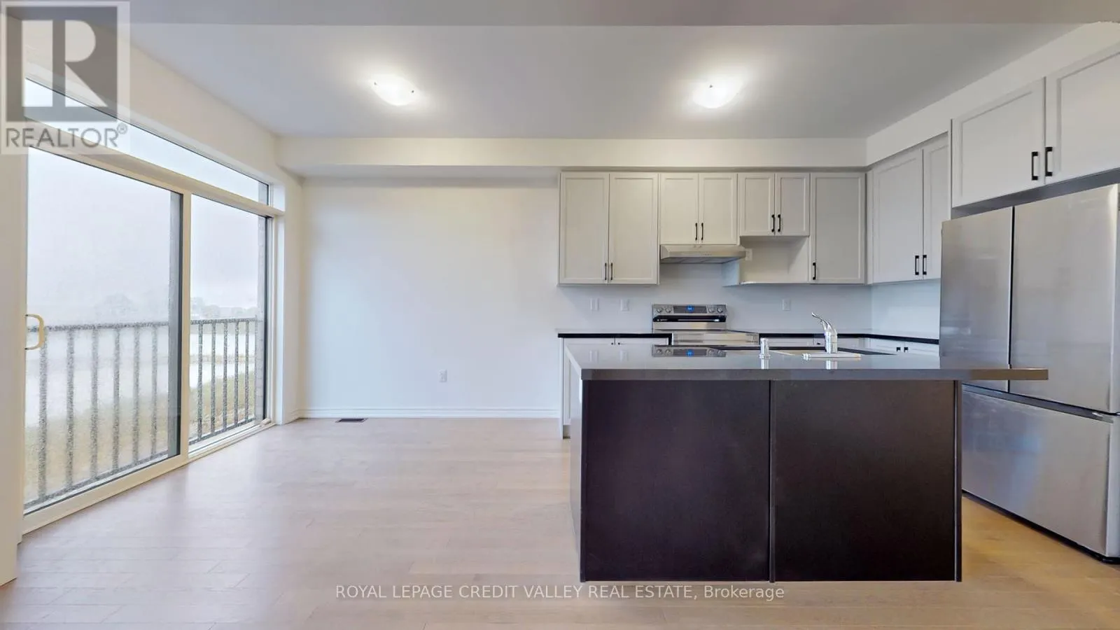 1221 REXTON DRIVE