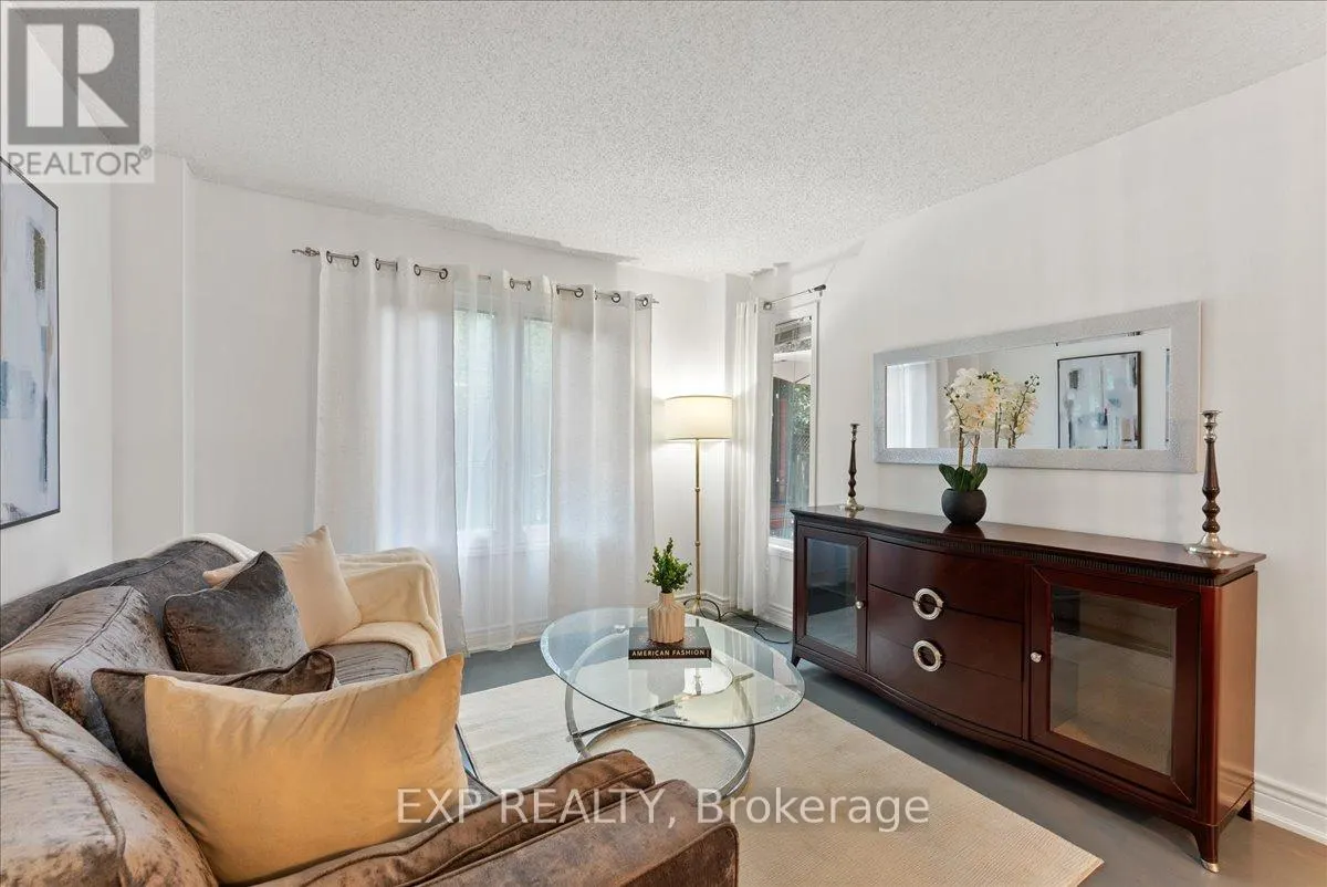 1391 FERNCLIFF CIRCLE