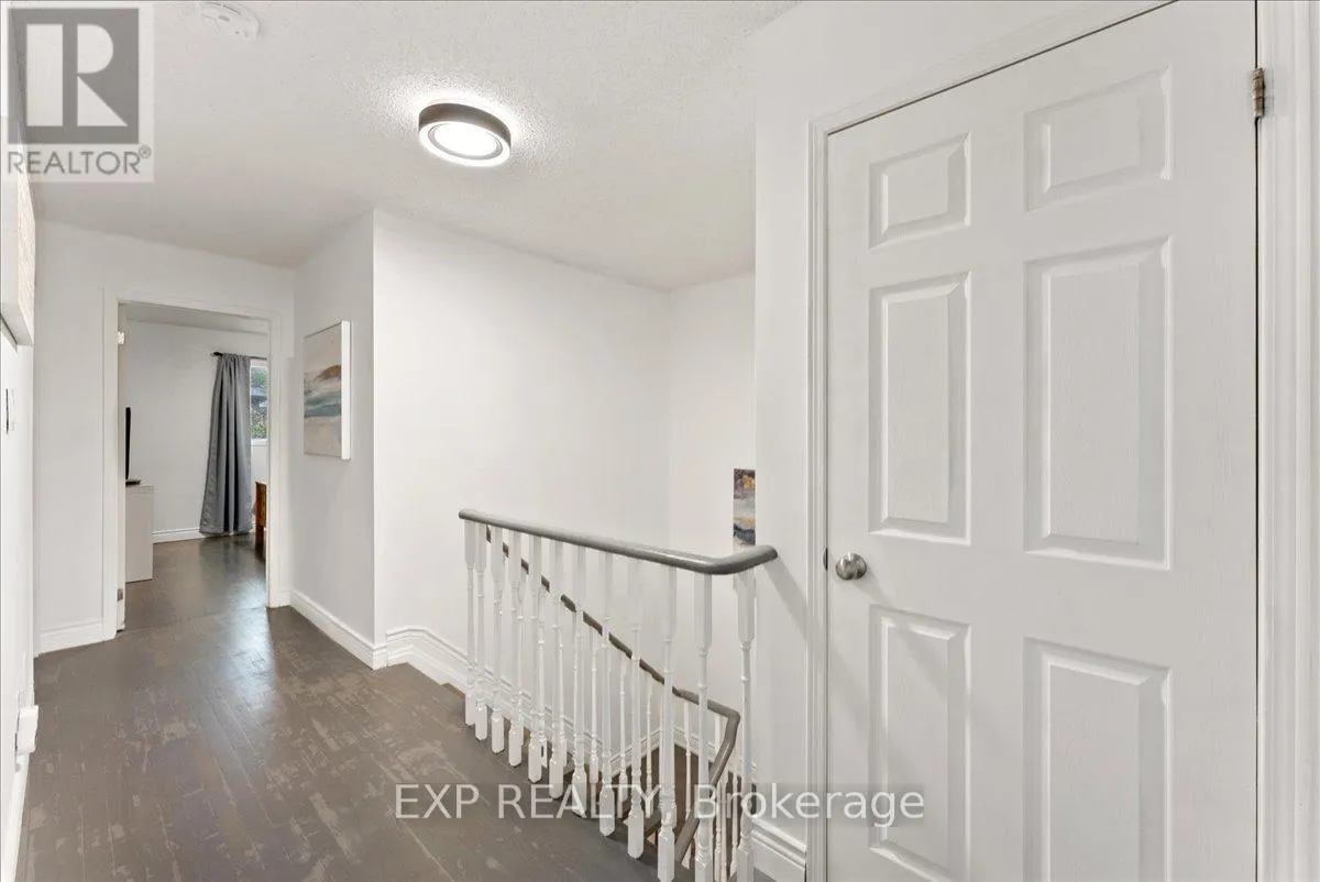 1391 FERNCLIFF CIRCLE