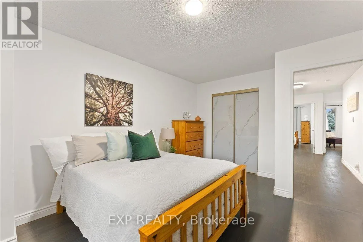 1391 FERNCLIFF CIRCLE