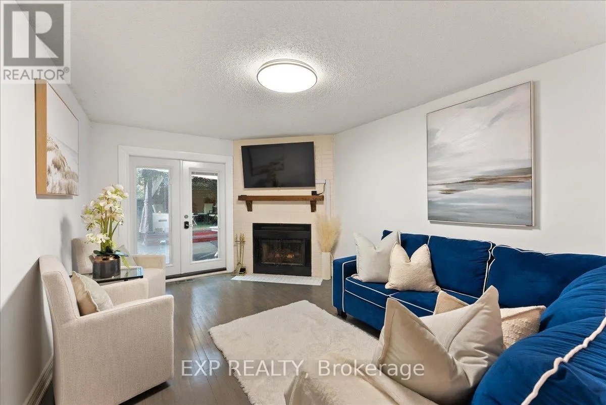 1391 FERNCLIFF CIRCLE