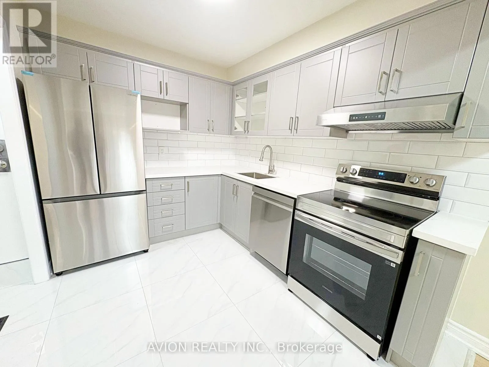 202 - 4091 SHEPPARD AVENUE