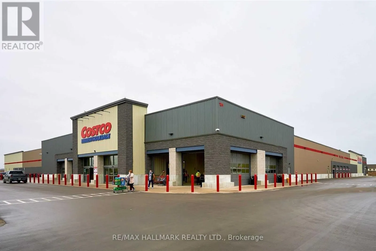 2310 - 2550 SIMCOE STREET N