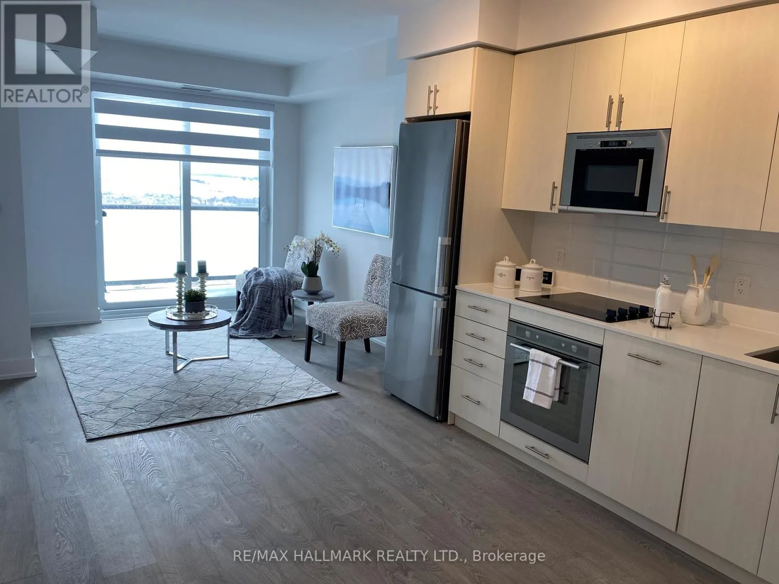2310 - 2550 SIMCOE STREET N