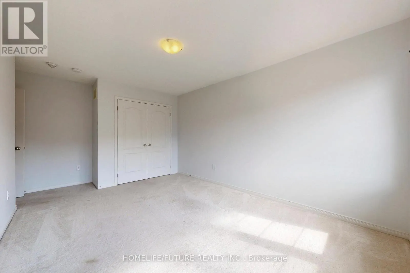 MAIN & 2ND - 2385 DRESS CIRCLE CRESCENT