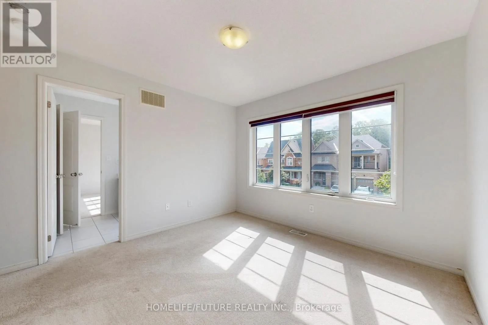 MAIN & 2ND - 2385 DRESS CIRCLE CRESCENT