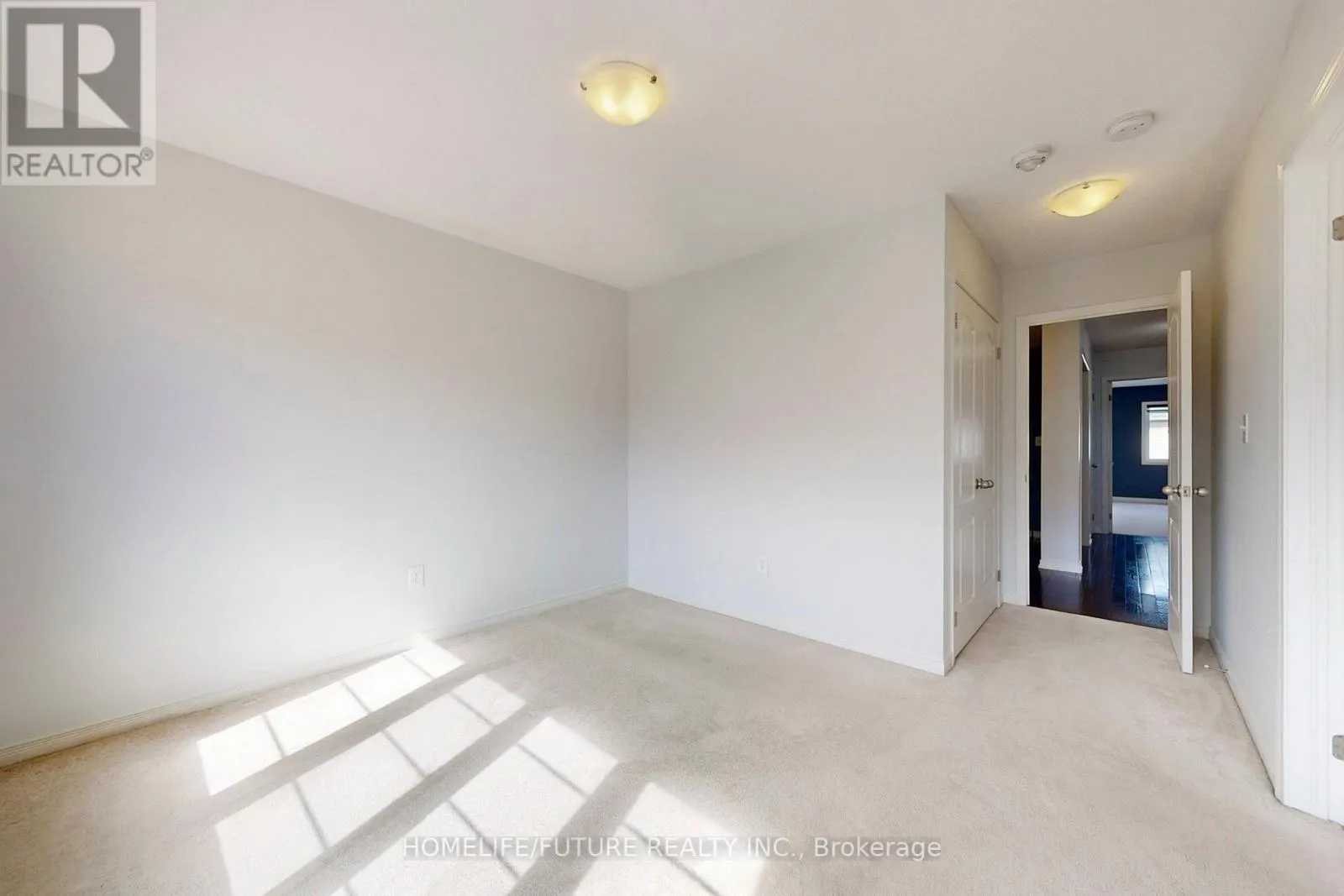 MAIN & 2ND - 2385 DRESS CIRCLE CRESCENT
