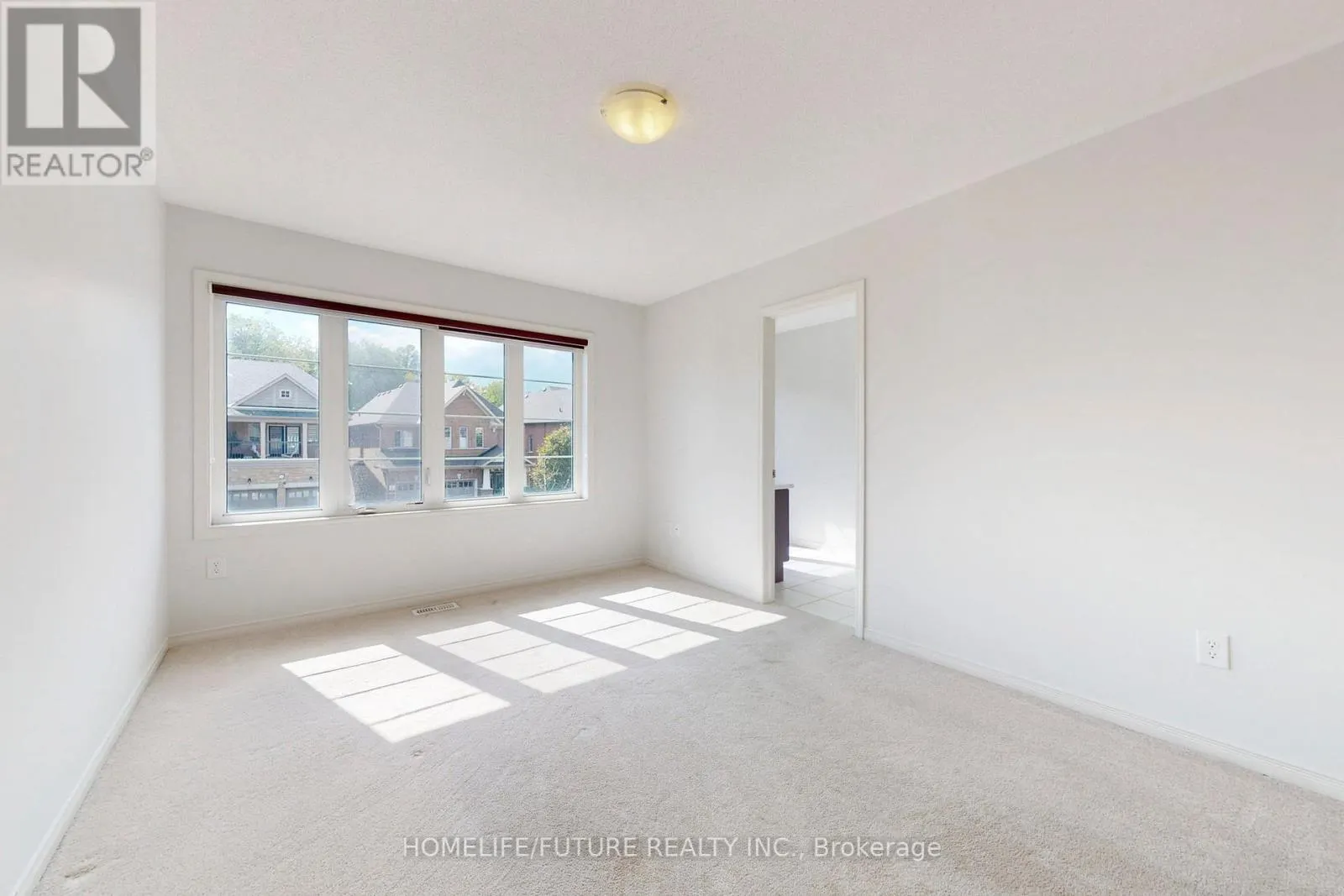 MAIN & 2ND - 2385 DRESS CIRCLE CRESCENT