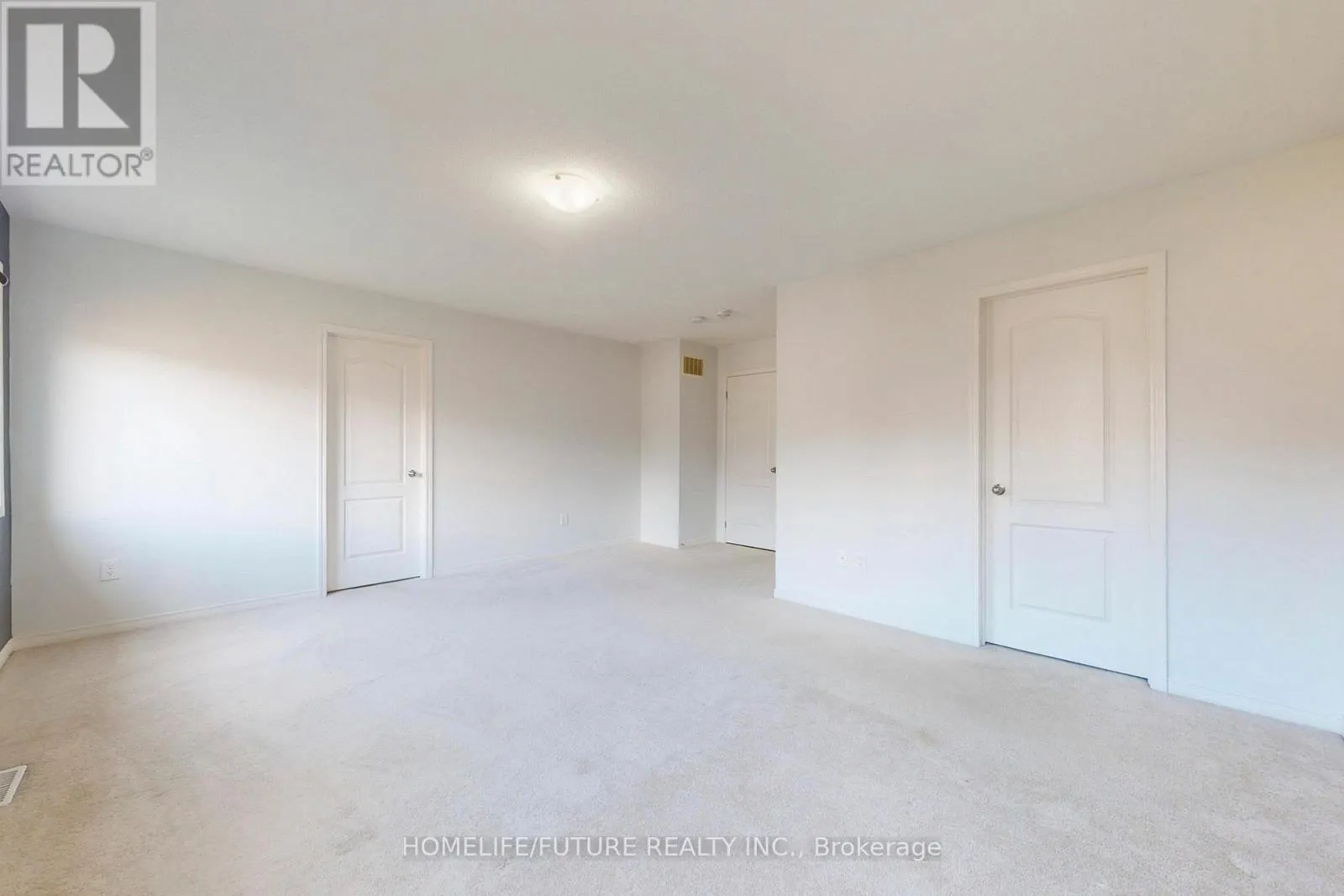 MAIN & 2ND - 2385 DRESS CIRCLE CRESCENT