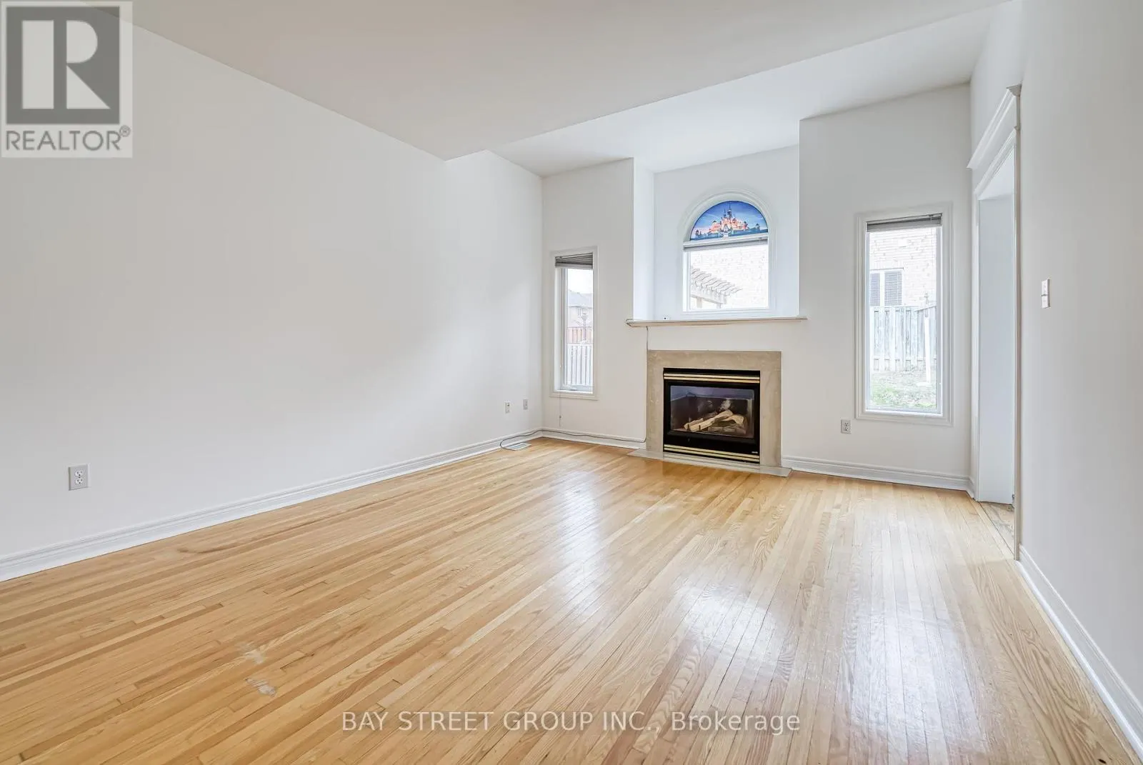 4 PITFIELD AVENUE