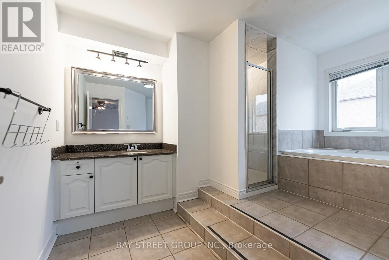 4 PITFIELD AVENUE