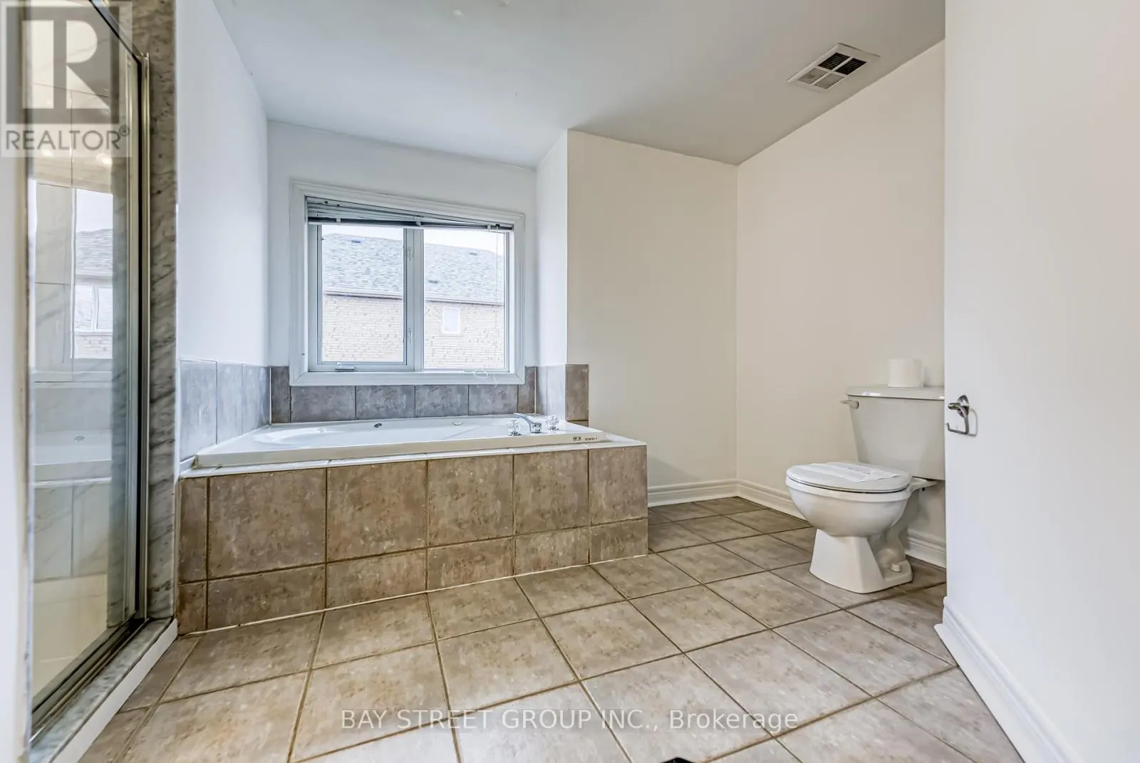 4 PITFIELD AVENUE