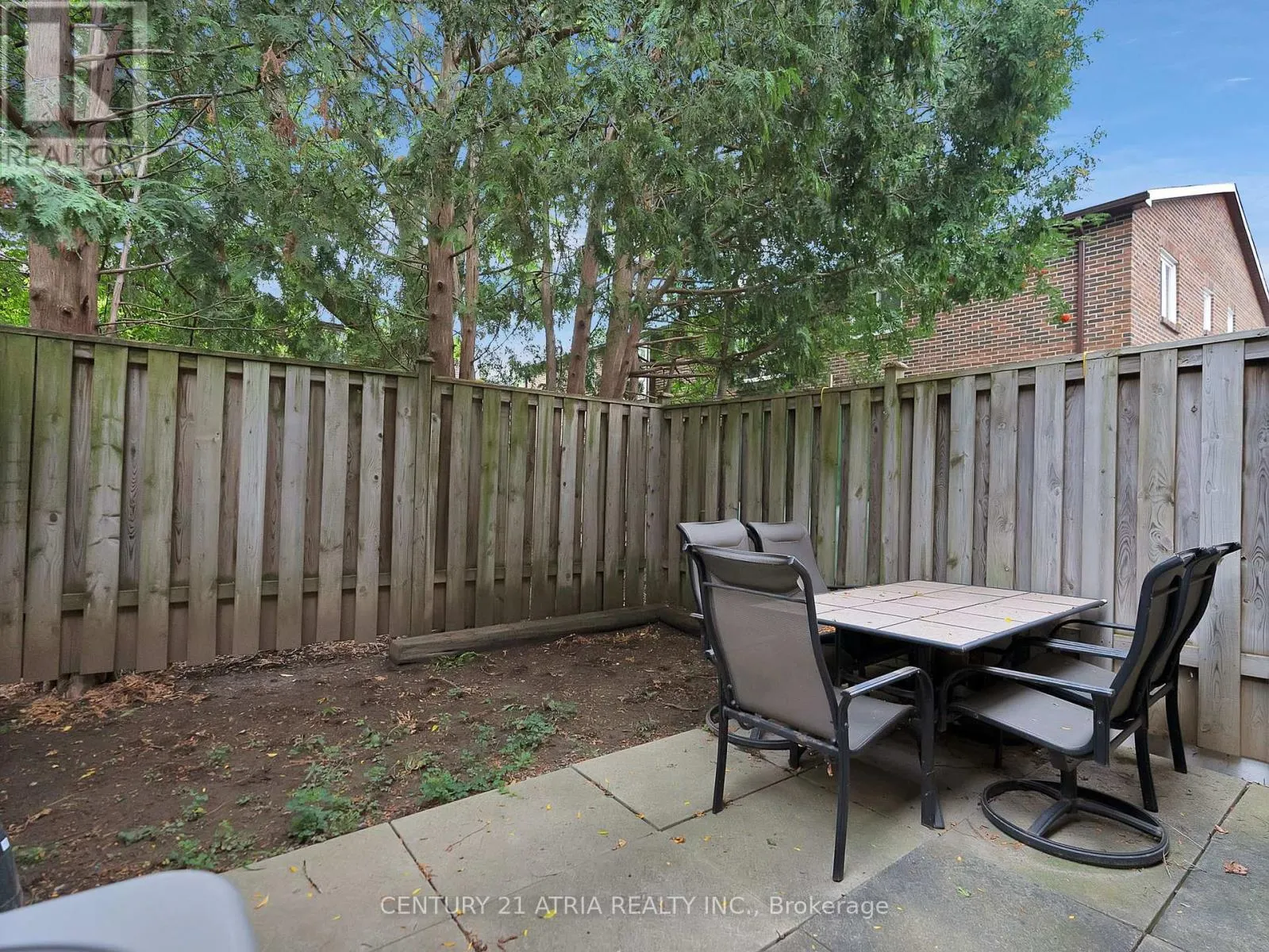 23 - 72 DUSAY PLACE