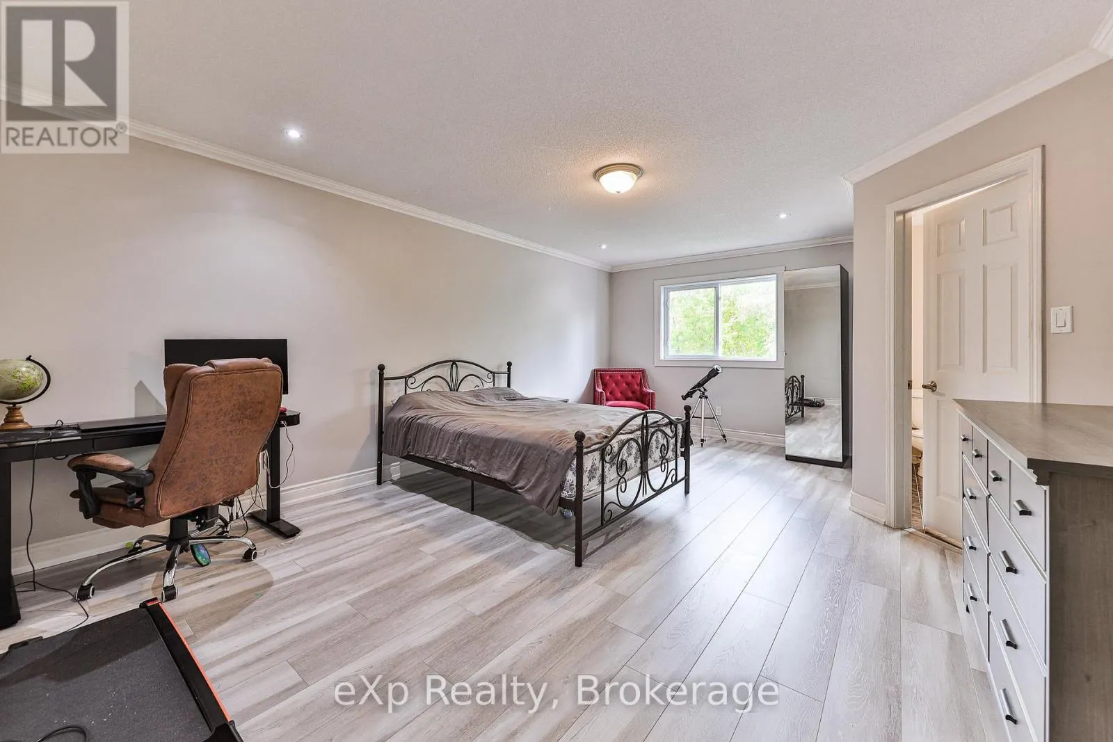 765 SUNBIRD DRIVE