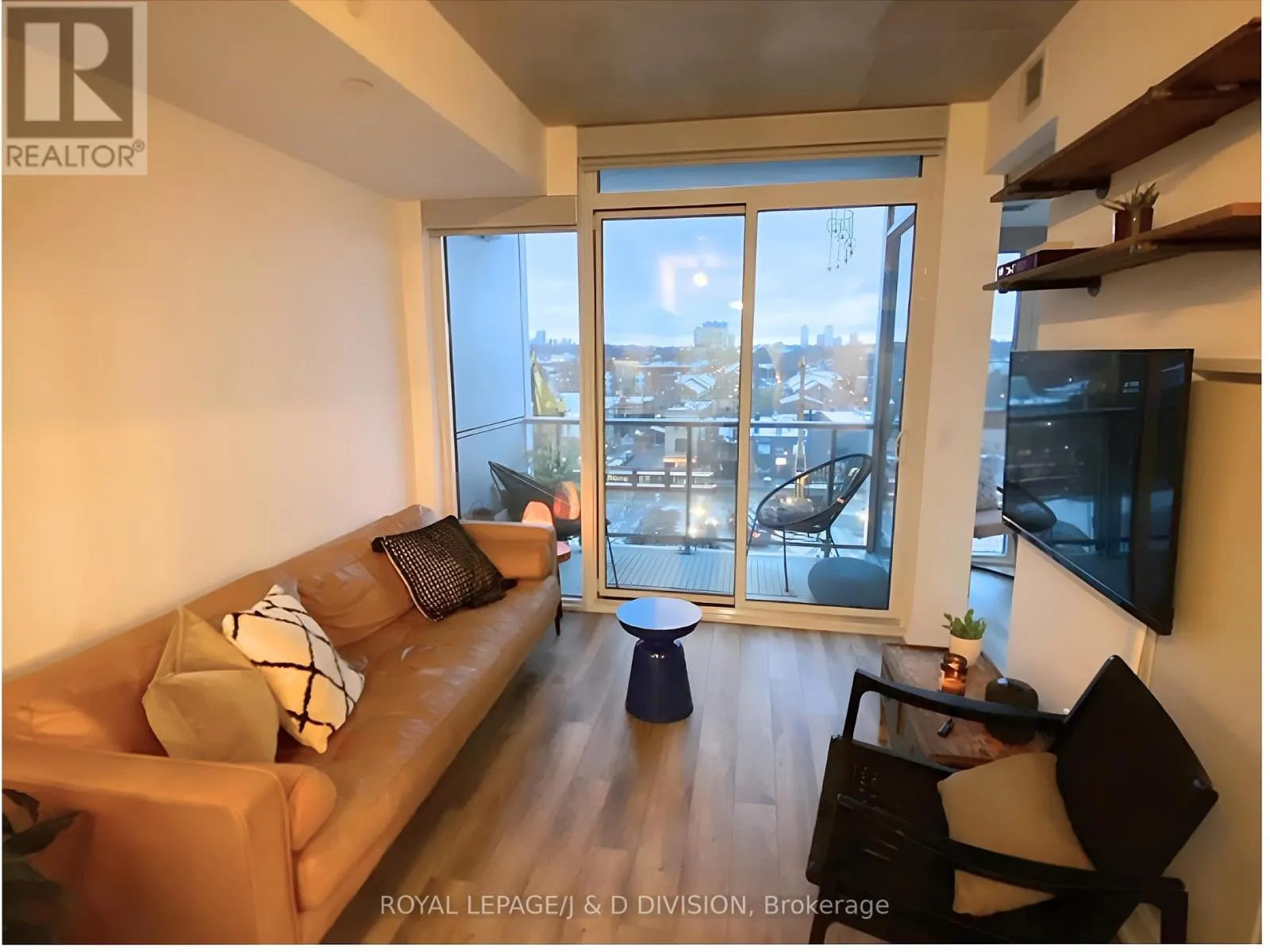 611 - 25 BASEBALL PLACE