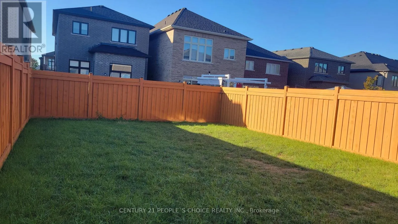 78 MOUNTAINSIDE CRESCENT
