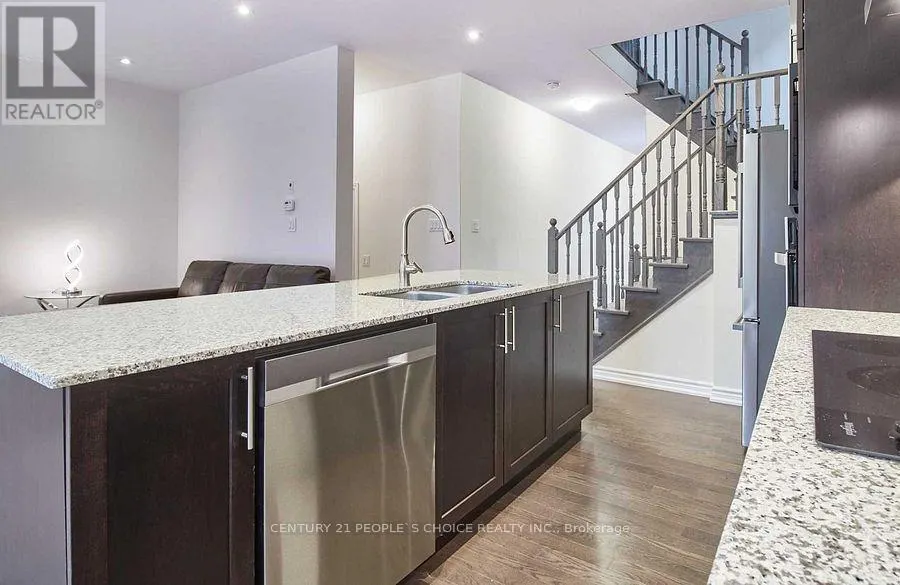 78 MOUNTAINSIDE CRESCENT