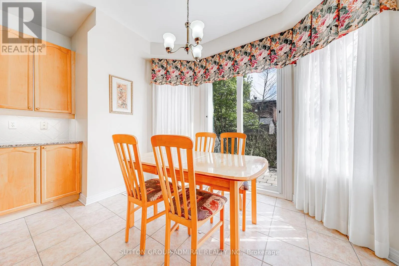 31 ACARA COURT