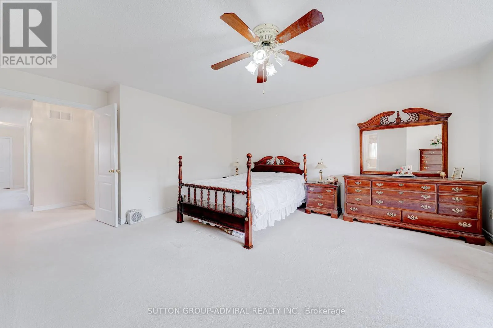 31 ACARA COURT