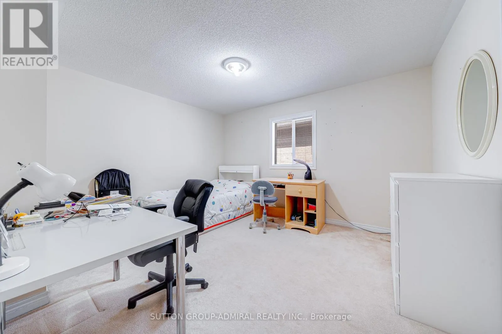 31 ACARA COURT