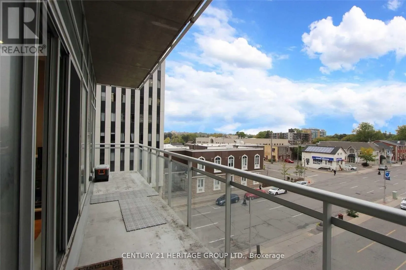 416 - 44 BOND STREET W