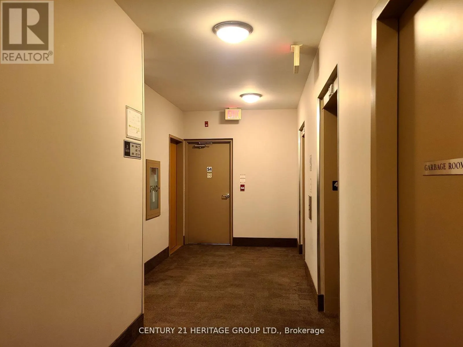 416 - 44 BOND STREET W