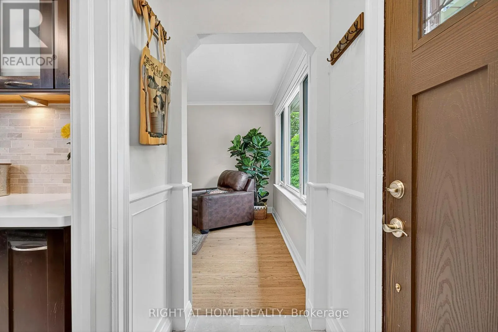 55 MIDLAND AVENUE