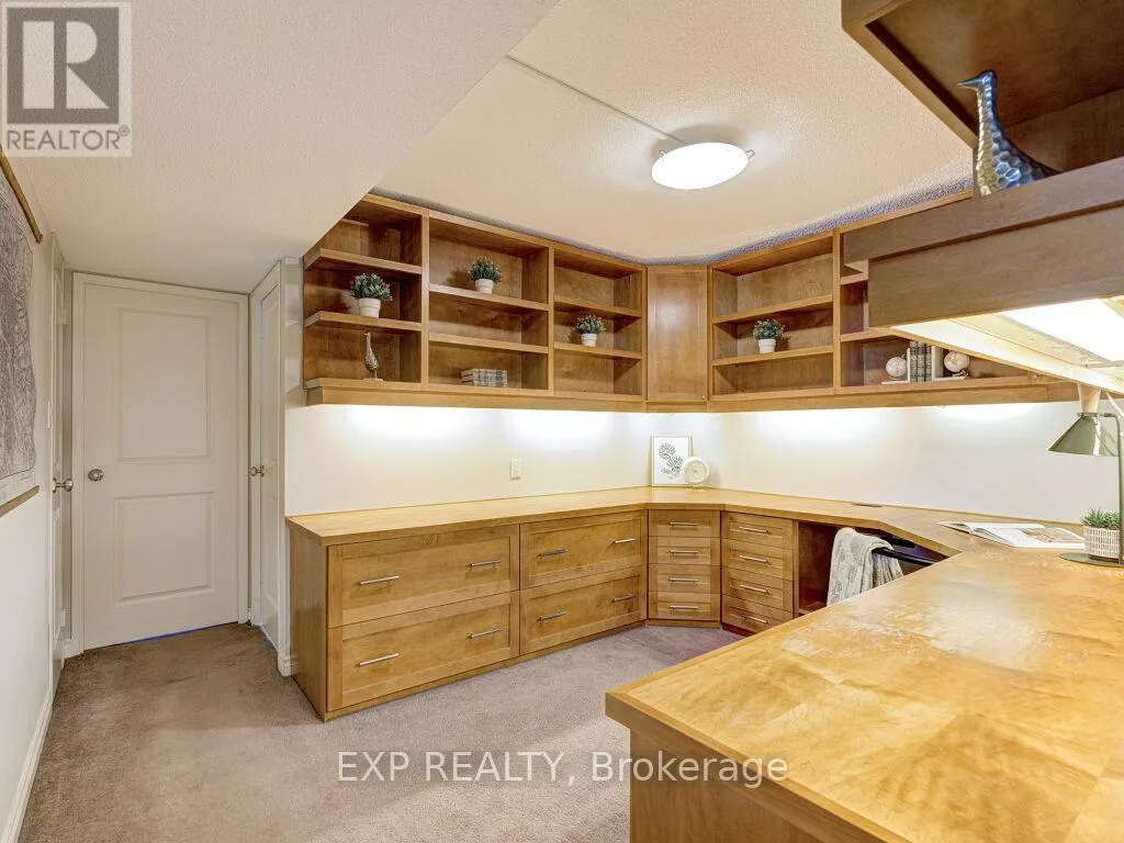 510 - 10 DEAN PARK ROAD
