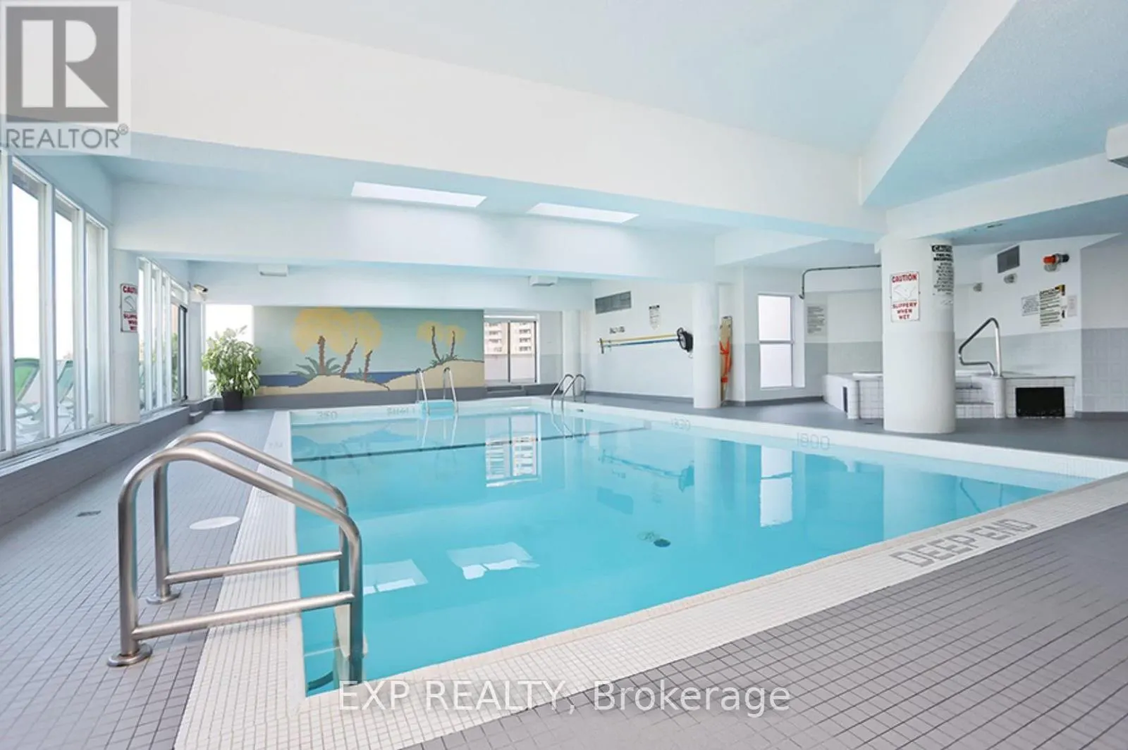 510 - 10 DEAN PARK ROAD