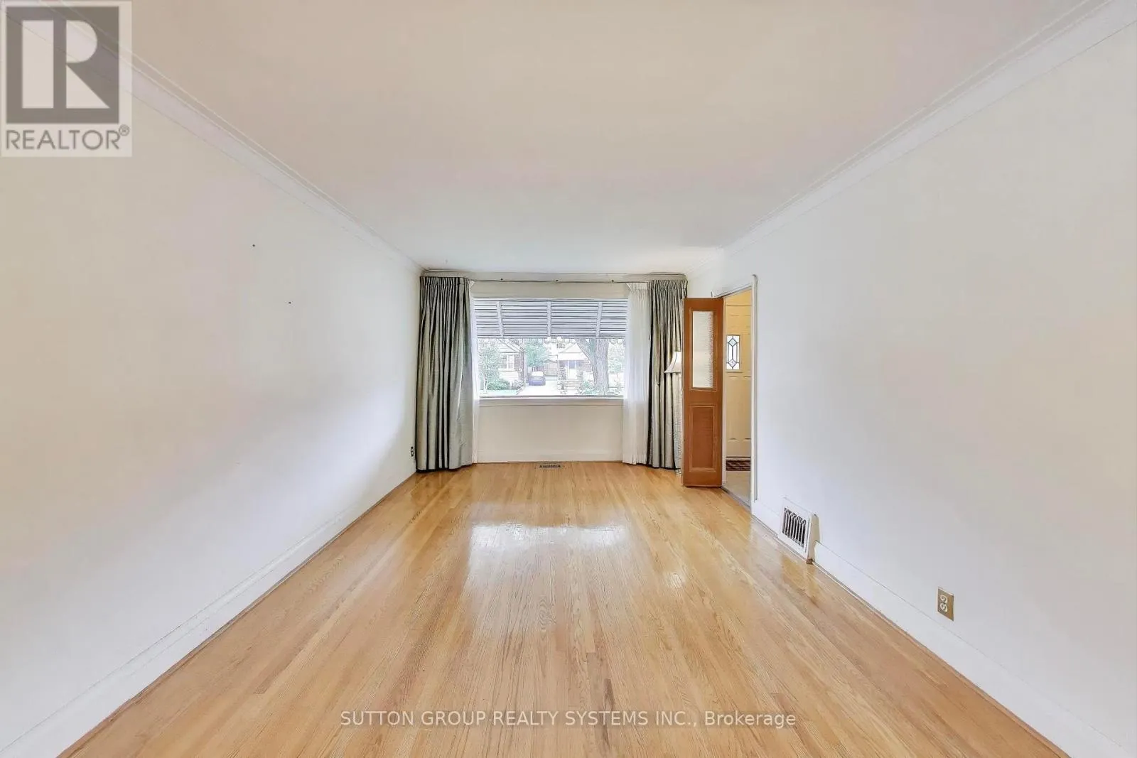 31 DORIS DRIVE