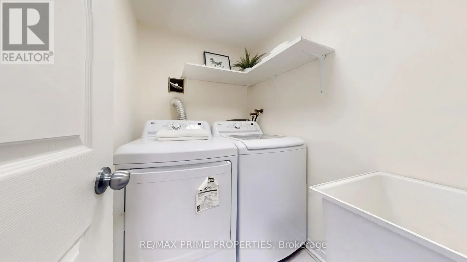205 - 19 ROSEBANK DRIVE