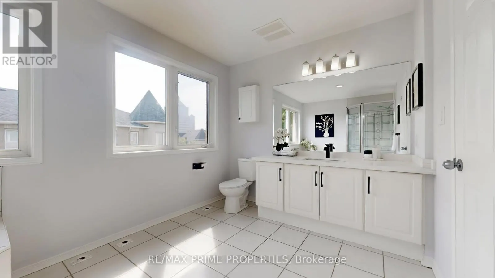 205 - 19 ROSEBANK DRIVE