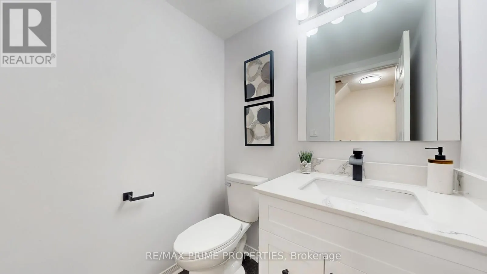 205 - 19 ROSEBANK DRIVE